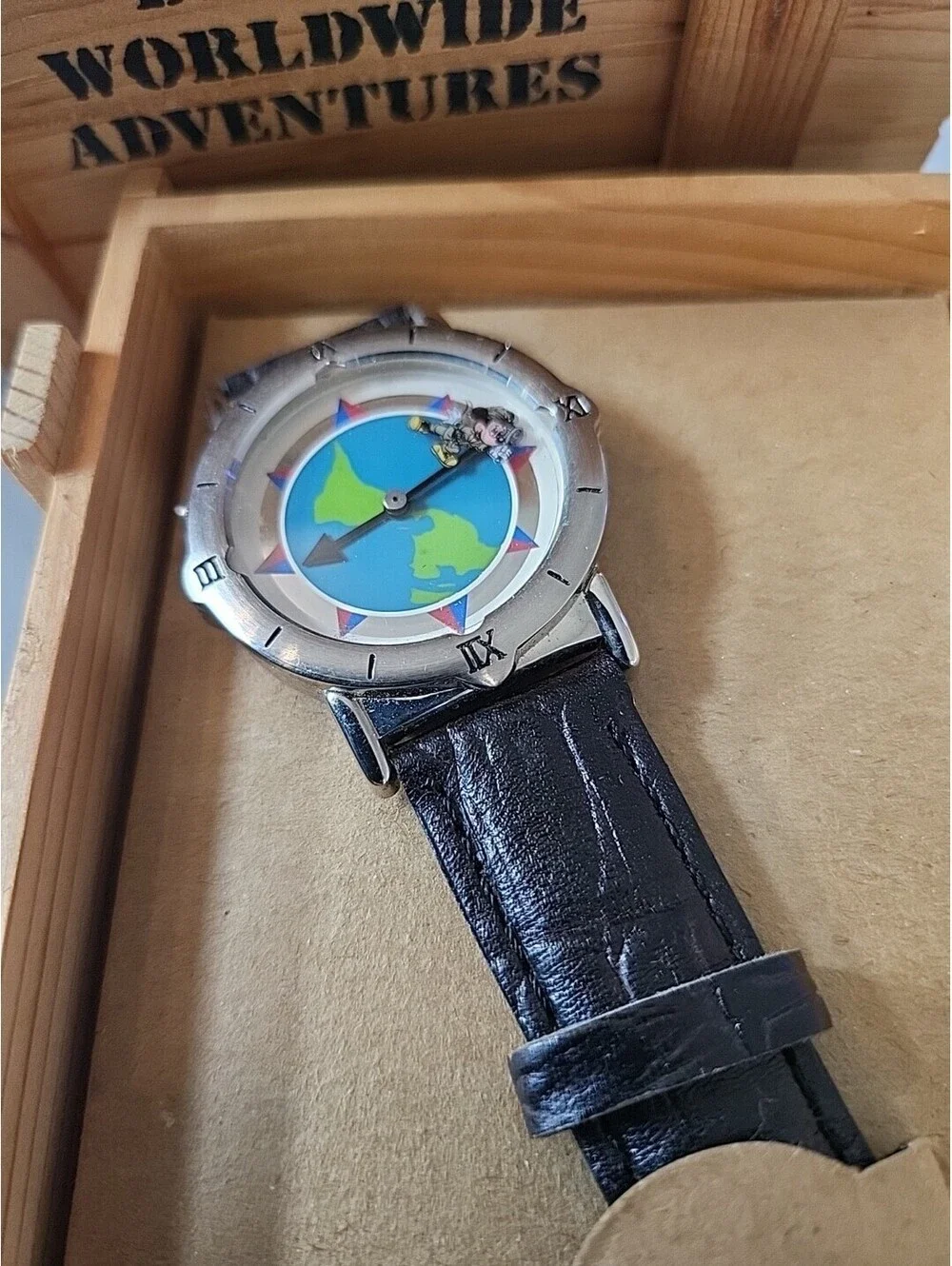 VTG 90s Mickey Mouse Disney Worldwide Adventures Promo Watch New Battery Working